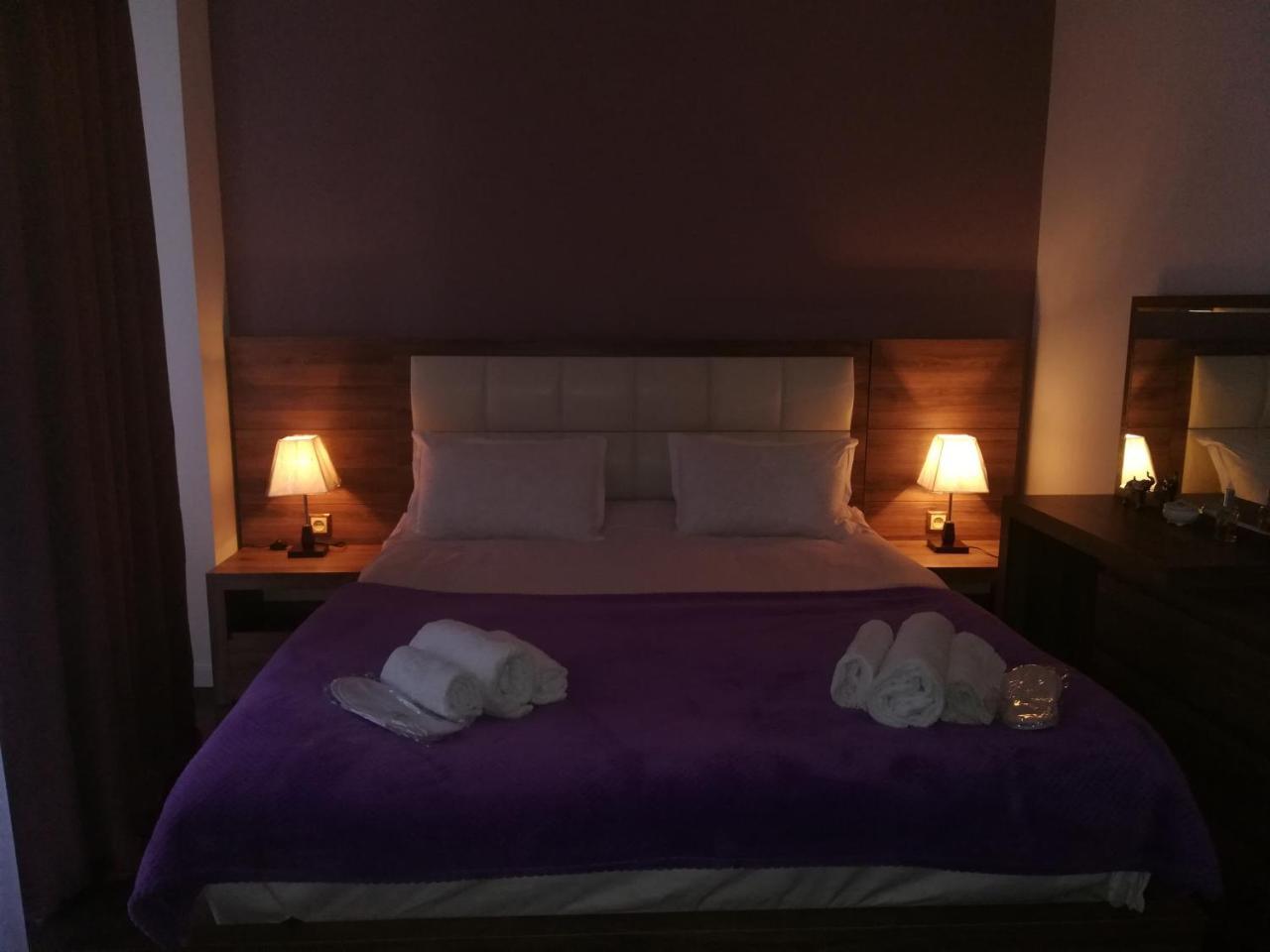 Ikas Apartment Tbilisi Ngoại thất bức ảnh