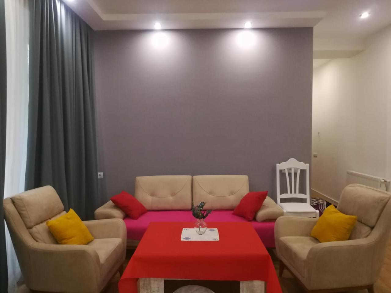 Ikas Apartment Tbilisi Ngoại thất bức ảnh