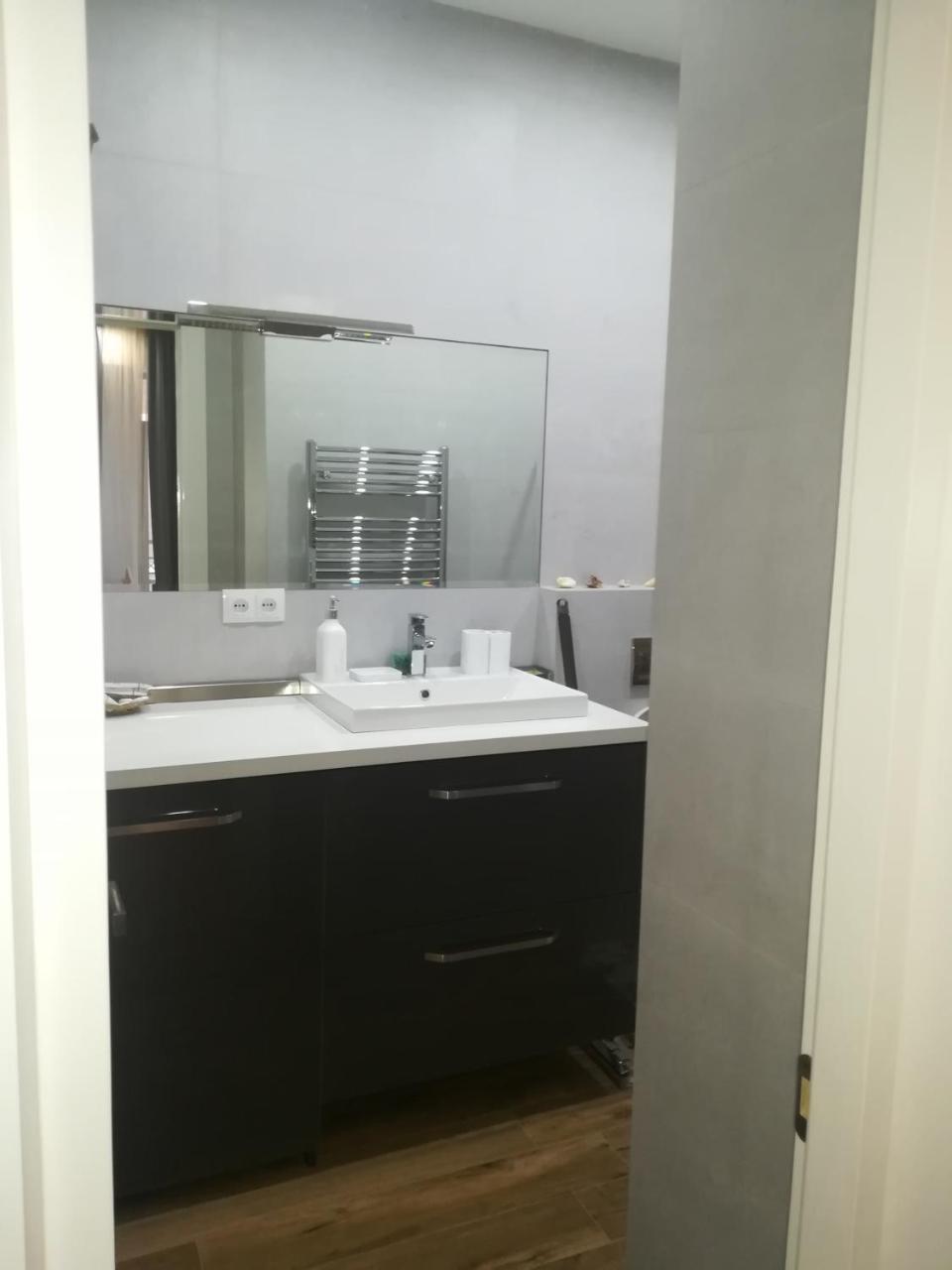 Ikas Apartment Tbilisi Ngoại thất bức ảnh